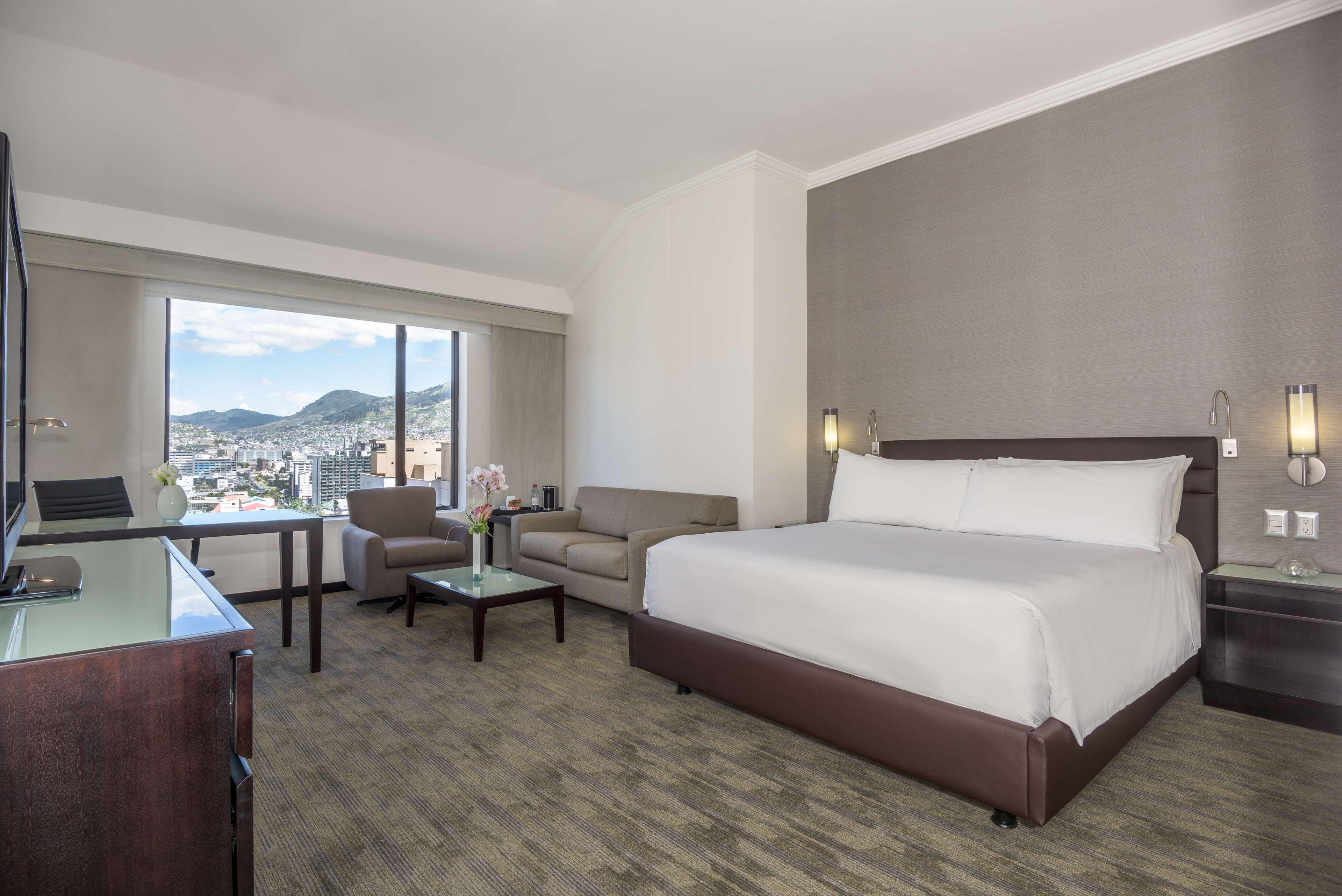 Nh Collection Royal Hotel