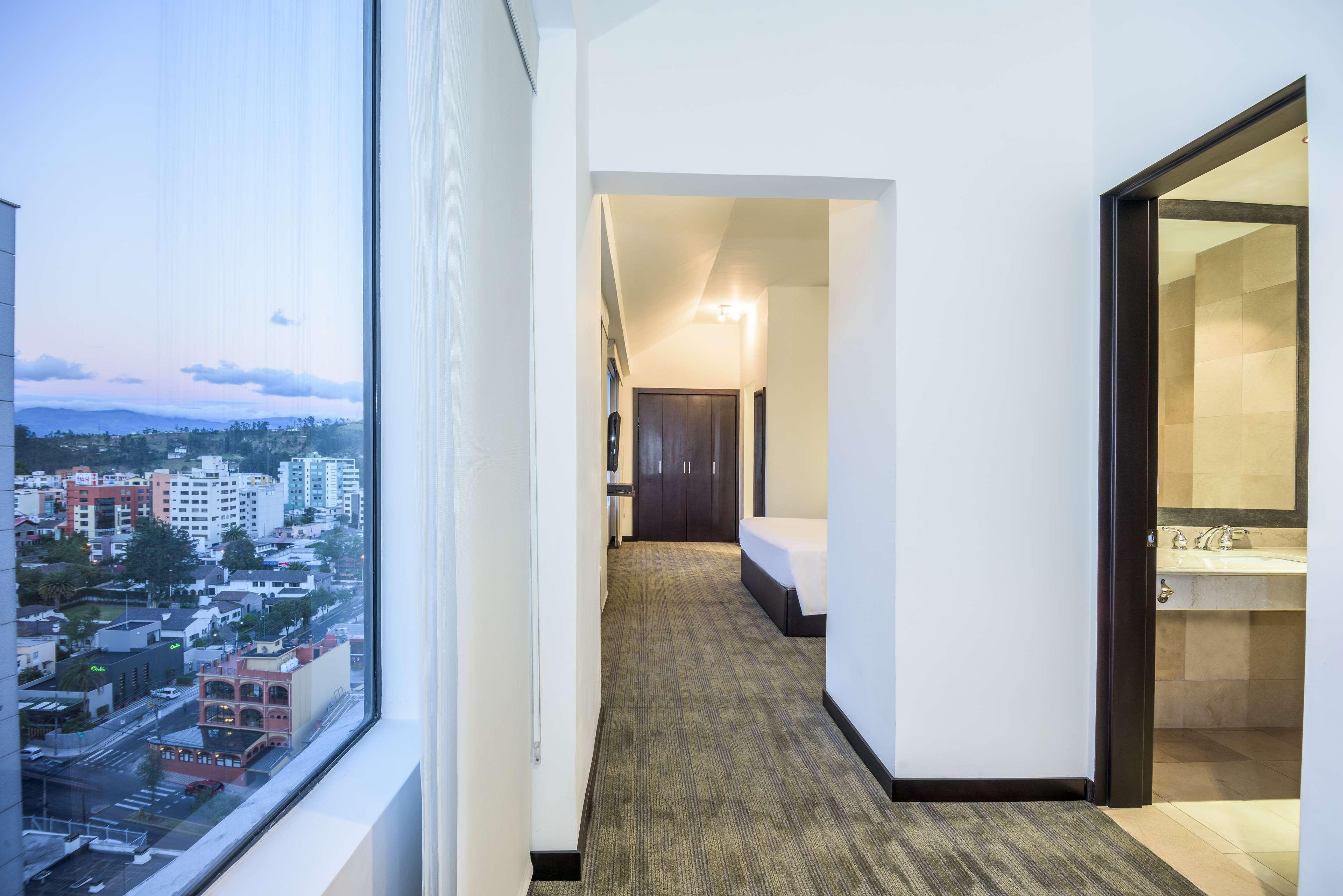 Hotel Nh Collection Royal