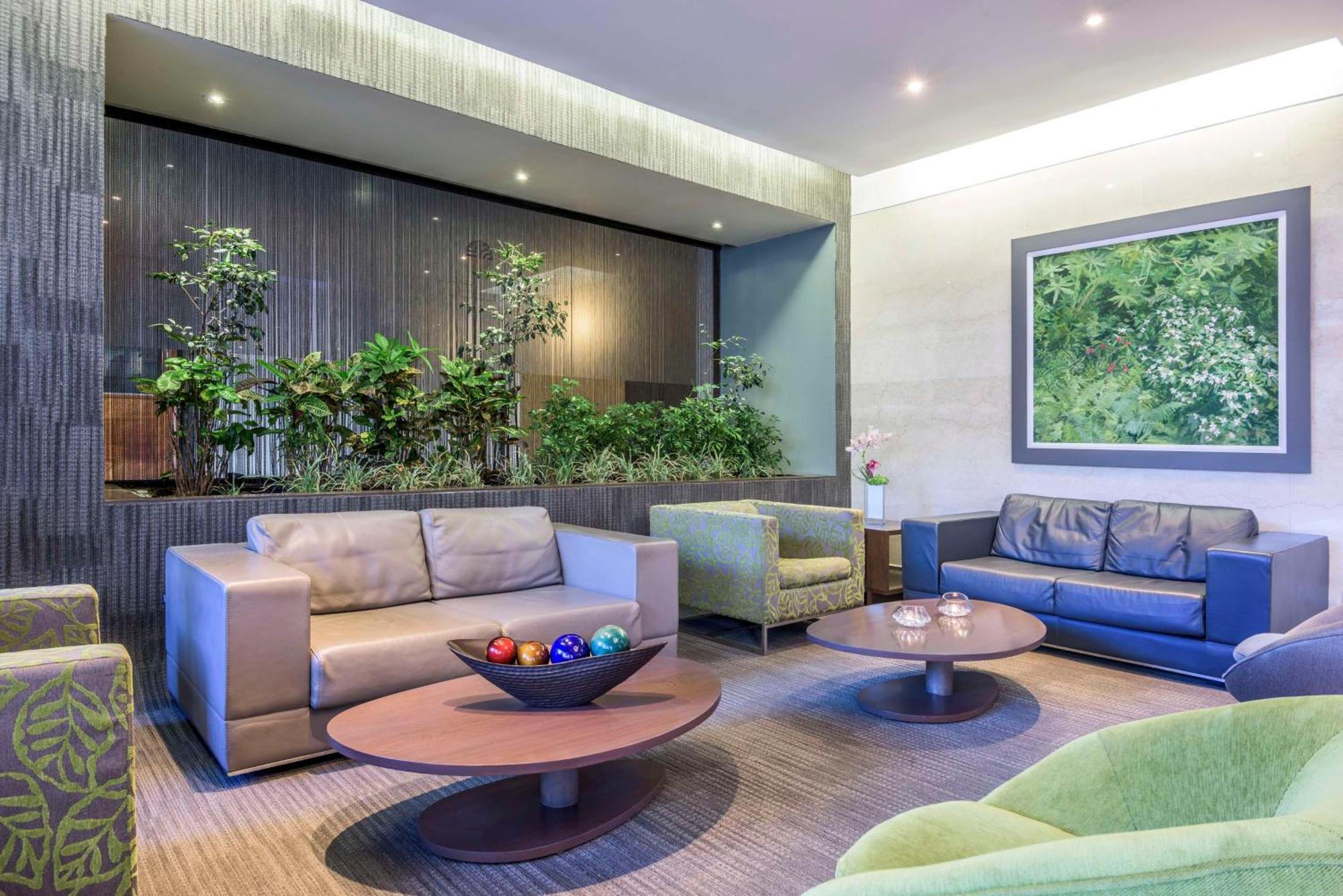 Hotel Nh Collection Royal 5*