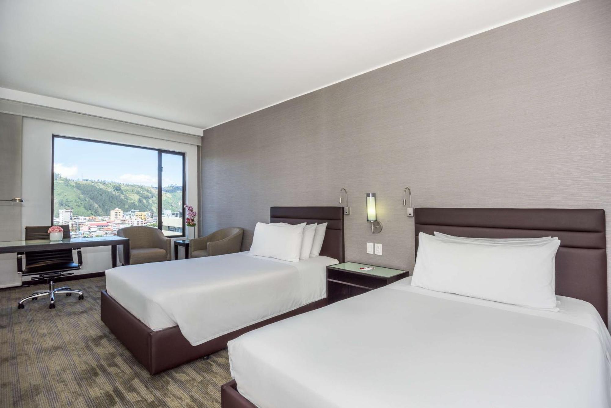 Nh Collection Royal Hotel 5*